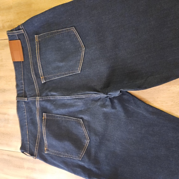 Tommy Hilfger Jeans - Picture 3 of 3